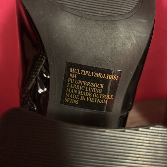 New Steve Madden Multiply whimsigoth, punk black boot. Sz 9. - Picture 15 of 15